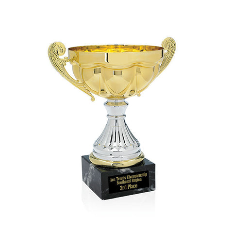 Scalloped Trophy - 8"
