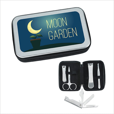 Modern Zippered Manicure Set